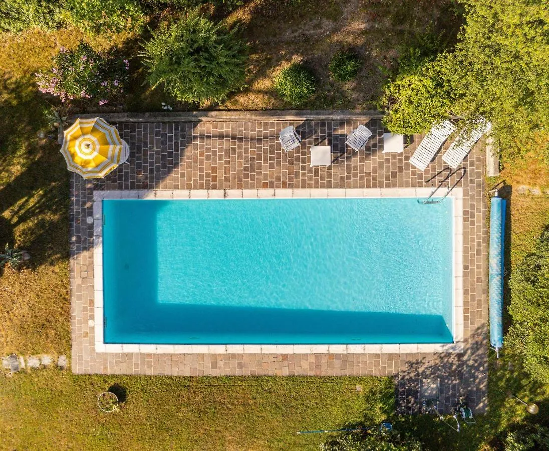 Villa Ermelinda Comerio 0*,